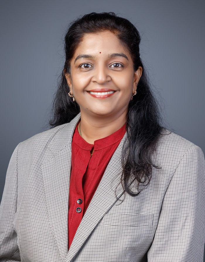 Dr. Reena Manjrekar